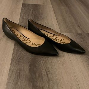 Sam Edelman pointy toe flats in black leather
